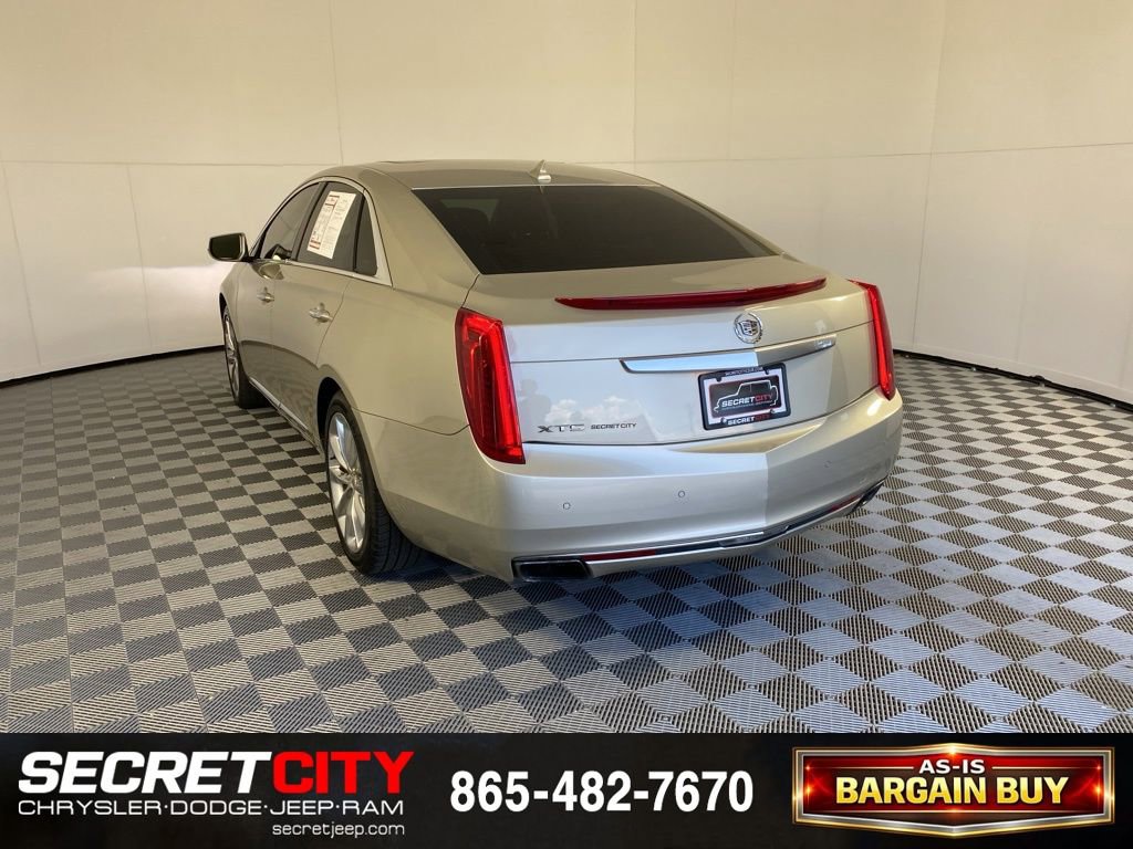 Used 2013 Cadillac XTS Luxury w/ Driver Awareness Package FWD image 5