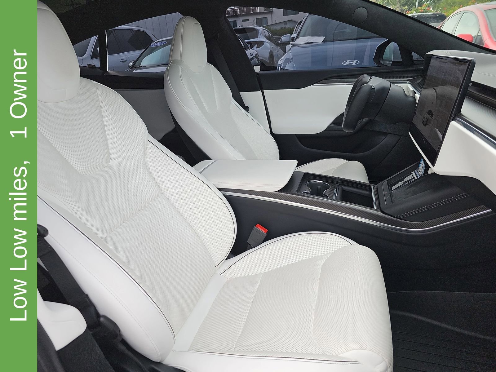 Used 2022 Tesla Model S Plaid image 10