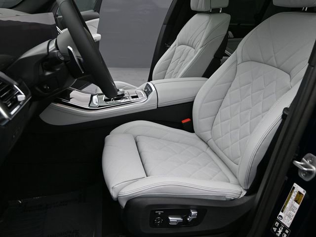 New 2026 BMW X5 M60i AWD/4WD image 17