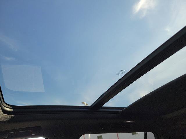 New 2026 GMC Yukon XL AT4 w/ AT4 Premium Plus Package image 31