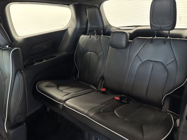 New 2026 Chrysler Pacifica Limited w/ S Appearance Package image 20
