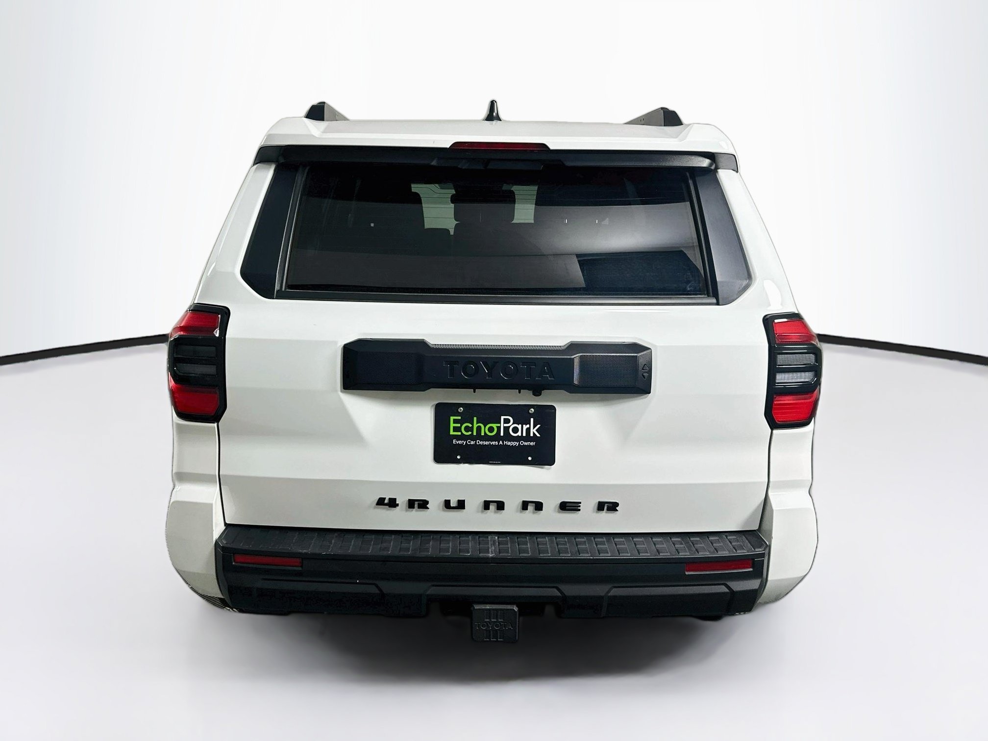 Used 2025 Toyota 4Runner SR5 AWD/4WD image 7