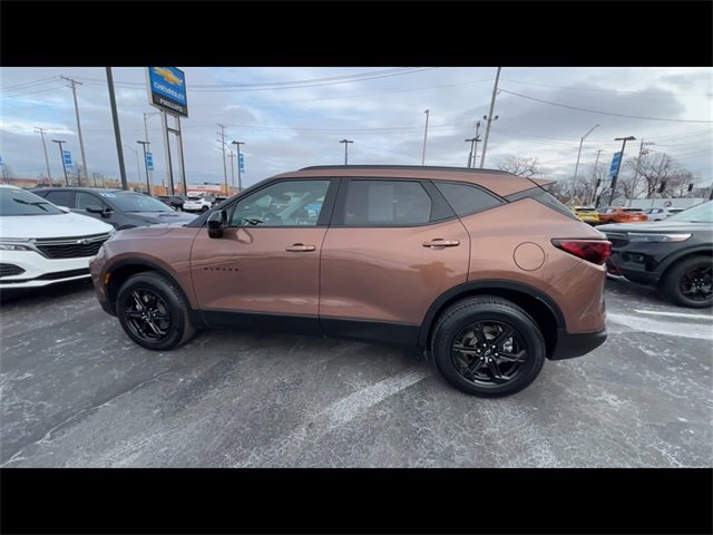 Certified 2023 Chevrolet Blazer LT w/ Midnight/Sport Edition image 5