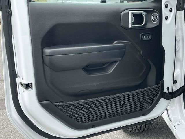 Used 2024 Jeep Wrangler Sport S image 14