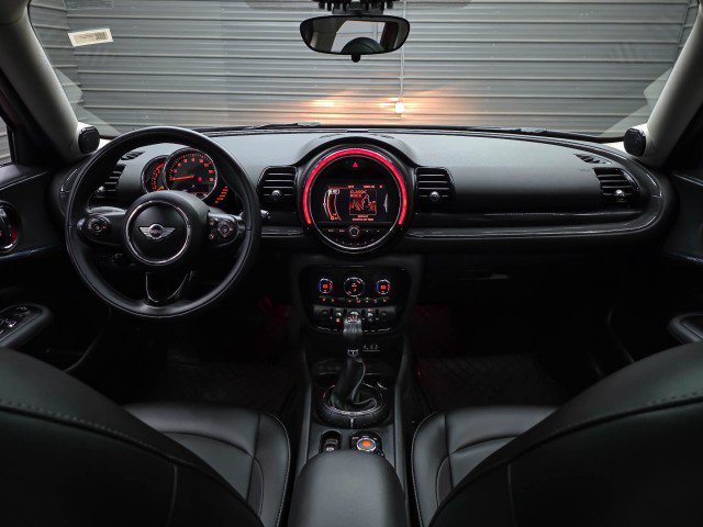 Used 2016 MINI Cooper Clubman FWD image 11