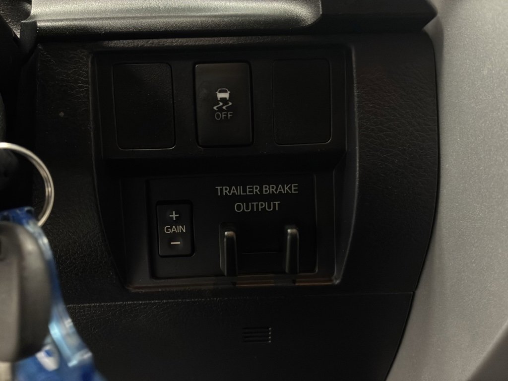 Used 2018 Toyota Tundra SR5 image 23