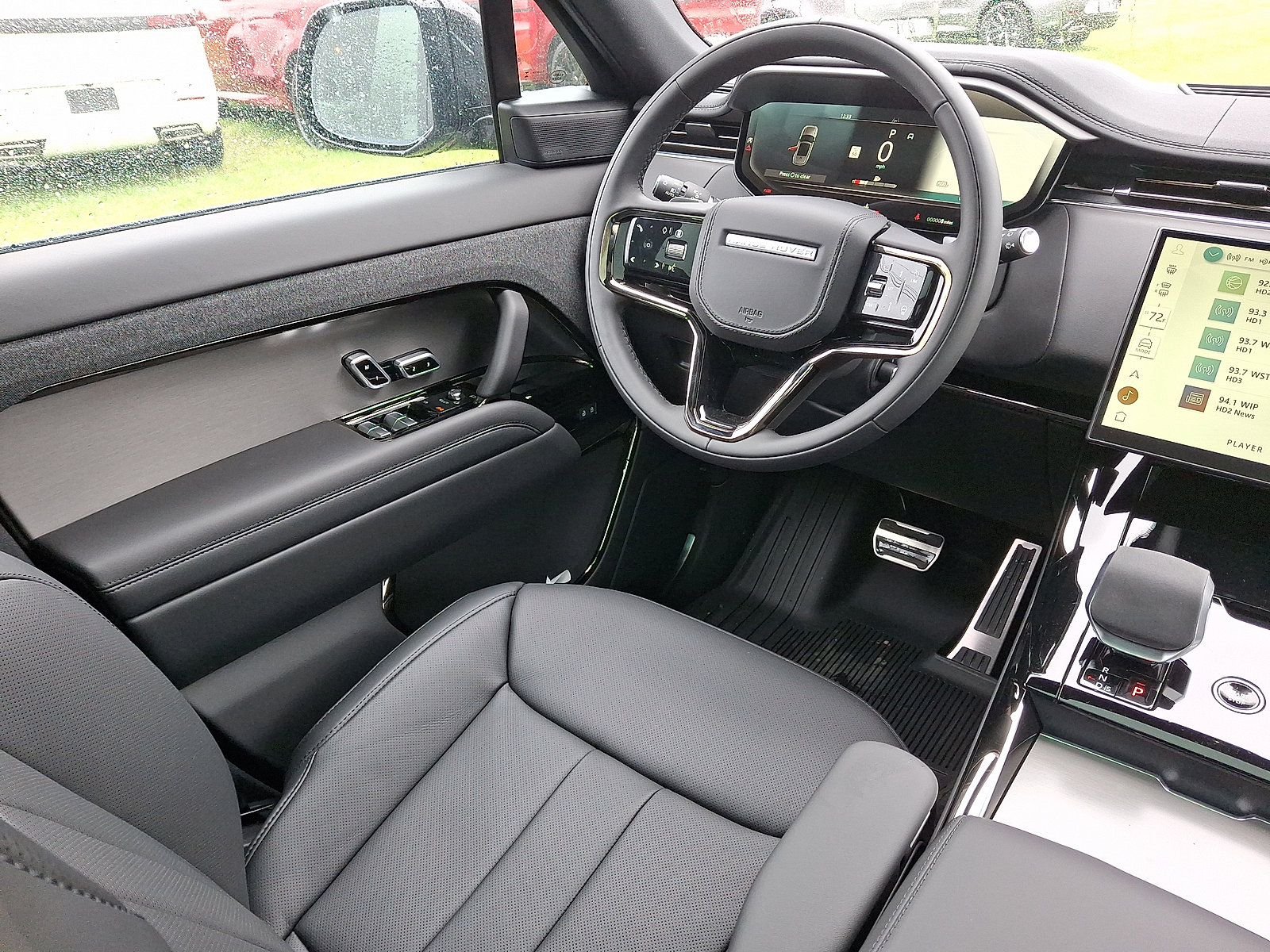 Certified 2025 Land Rover Range Rover Sport Dynamic SE image 12