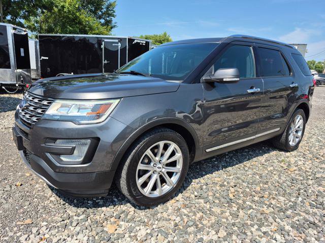 Used 2017 Ford Explorer Limited FWD image 2