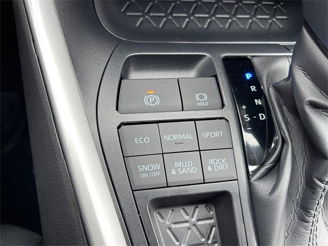 New 2025 Toyota RAV4 LE image 27