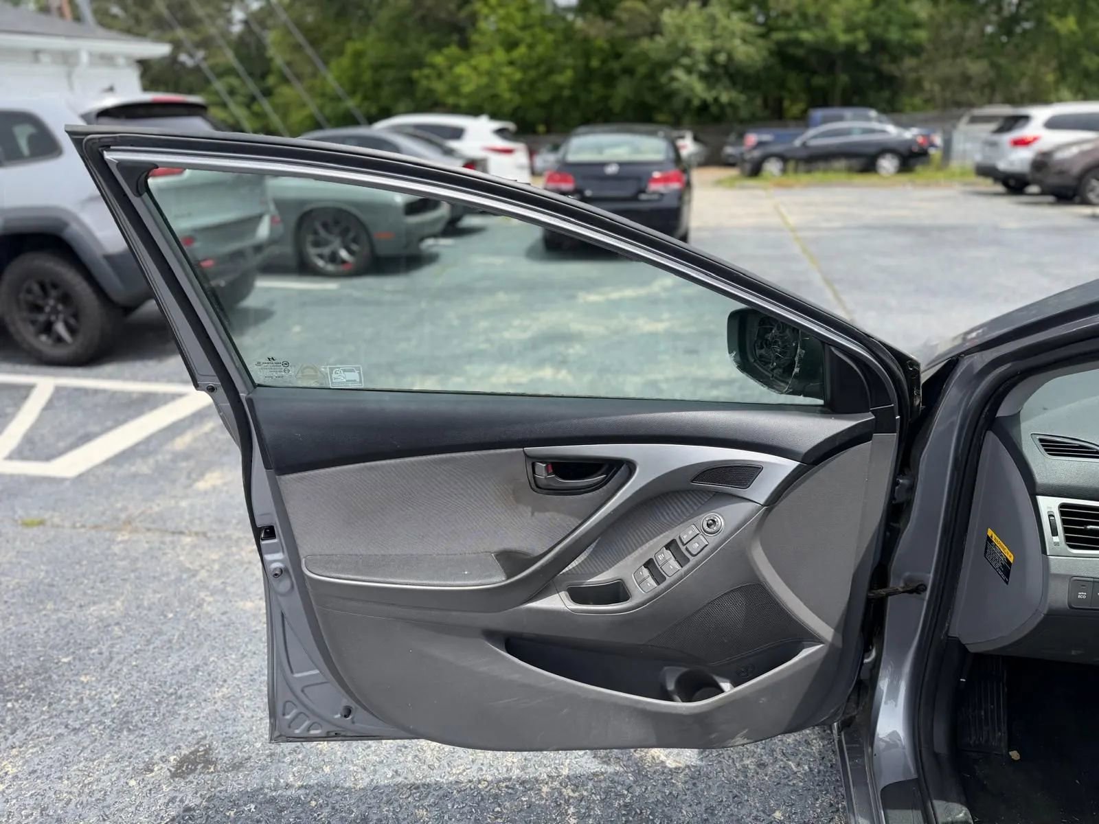 Used 2013 Hyundai Elantra GLS w/ Preferred Pkg FWD image 8