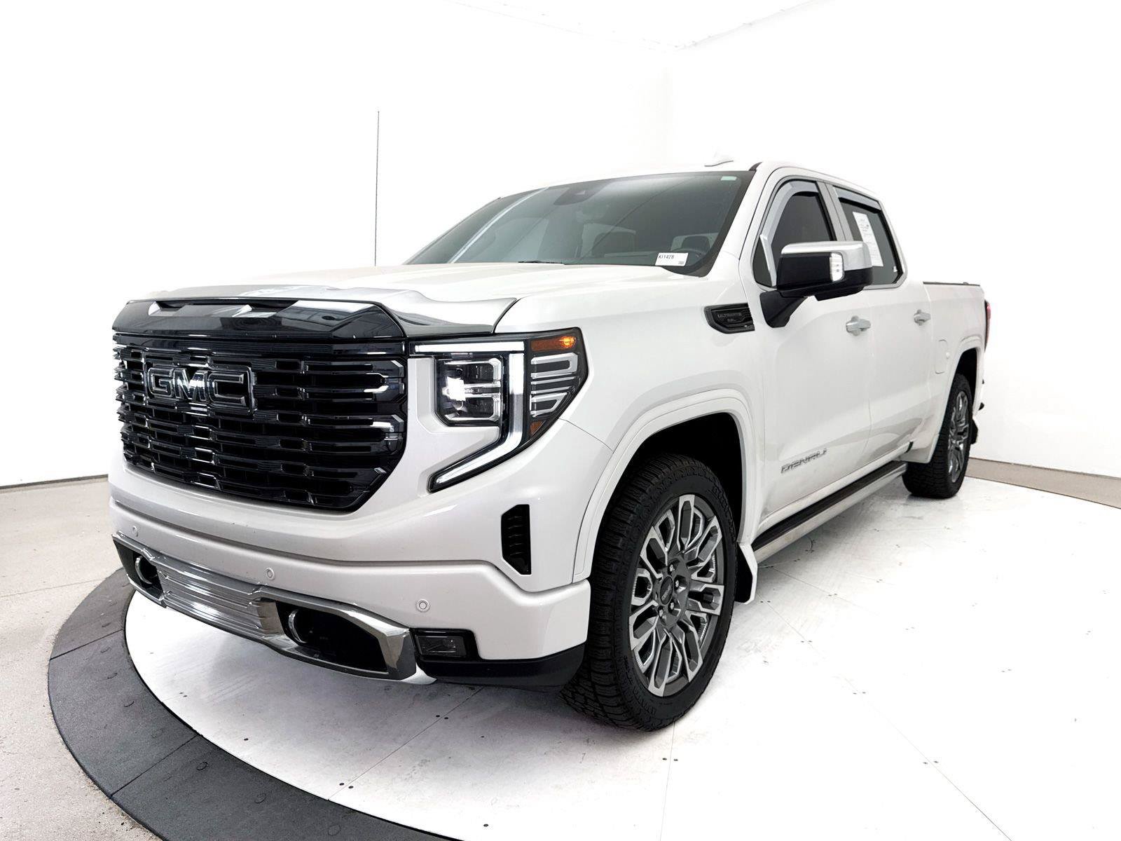 Used 2023 GMC Sierra 1500 Denali Ultimate AWD/4WD image 12