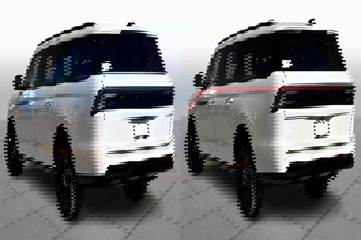 New 2025 Lincoln Navigator L Reserve w/ Jet Appearance Package image 12