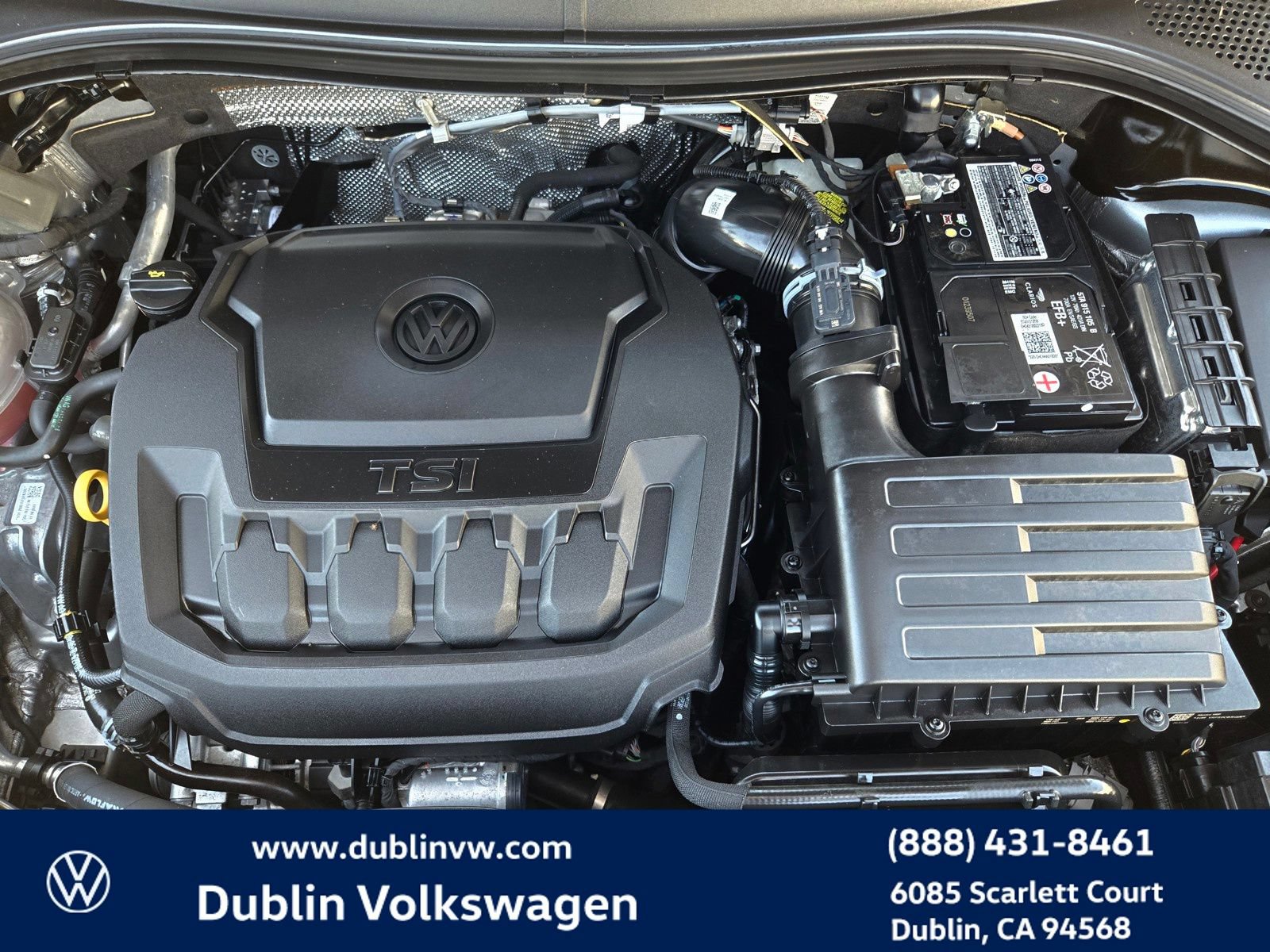 Certified 2023 Volkswagen Tiguan SE w/ Panoramic Sunroof Package AWD/4WD image 24