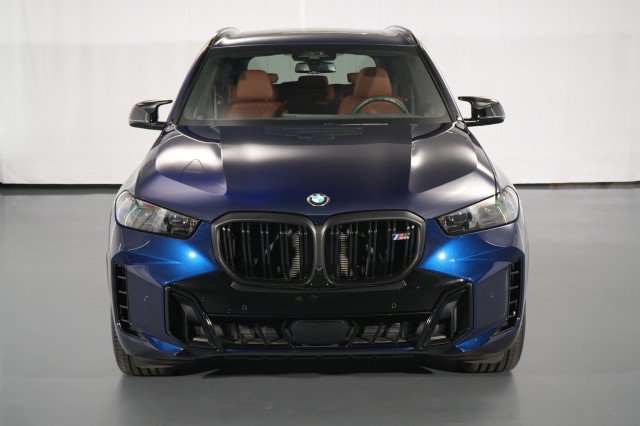 Used 2025 BMW X5 M60i AWD/4WD image 6