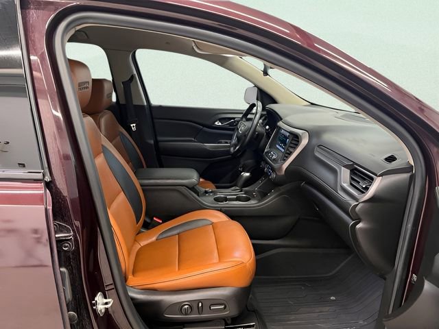 Used 2017 GMC Acadia SLT AWD/4WD image 14
