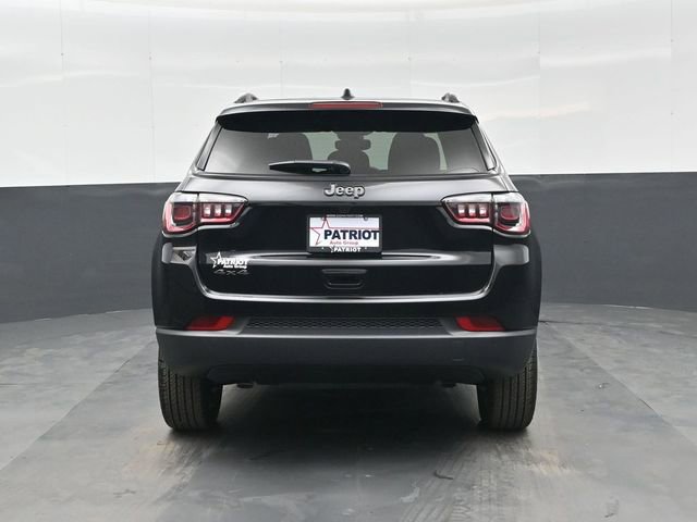 New 2026 Jeep Compass Latitude image 5