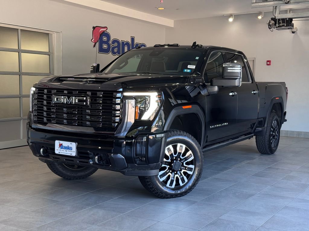Used 2024 GMC Sierra 3500 Denali Ultimate image 2