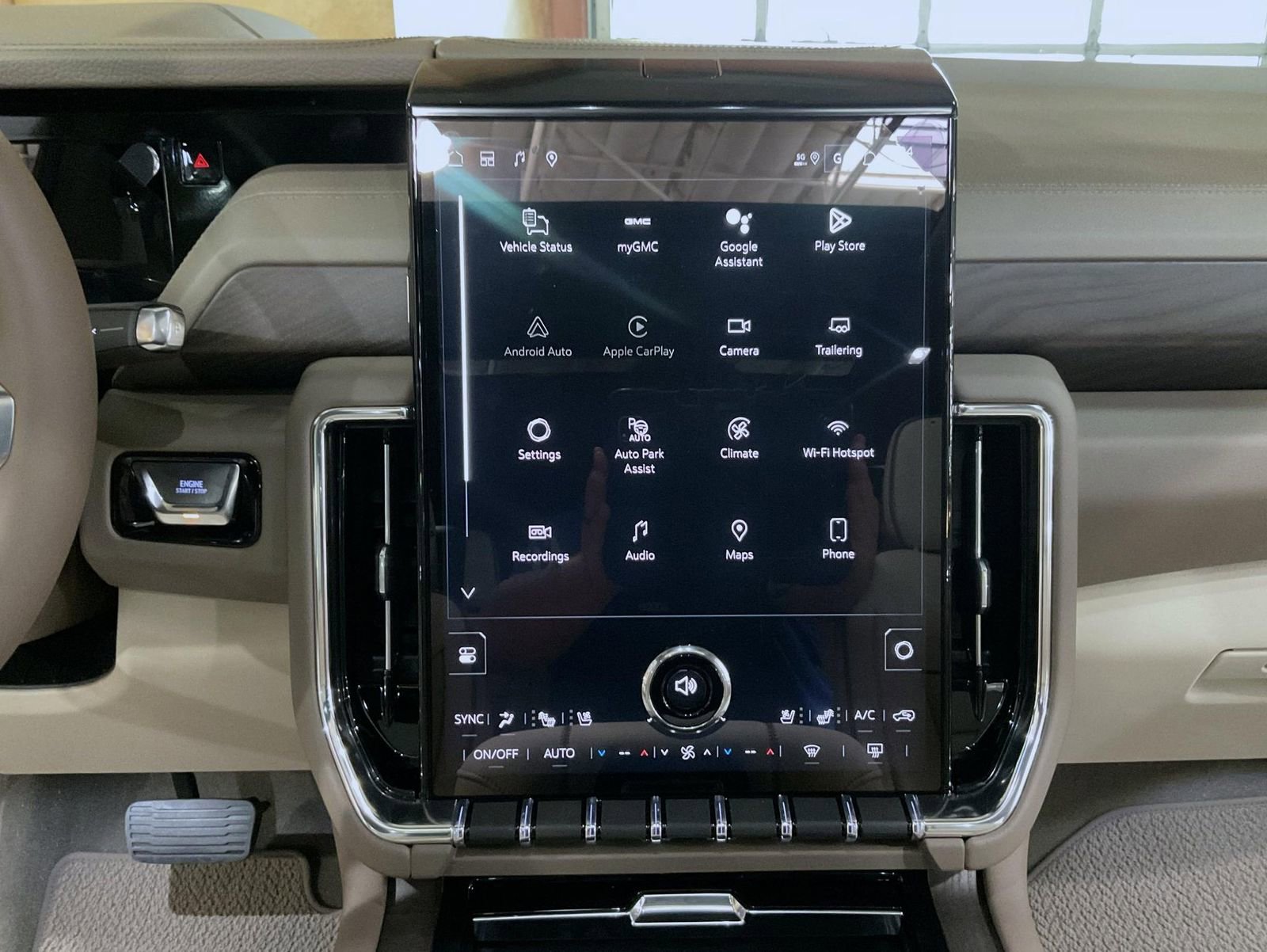 New 2026 GMC Yukon XL Denali image 13