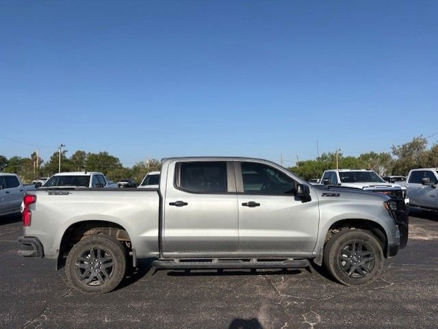 Used 2025 Chevrolet Silverado 1500 LT Trail Boss w/ Convenience Package II AWD/4WD image 7