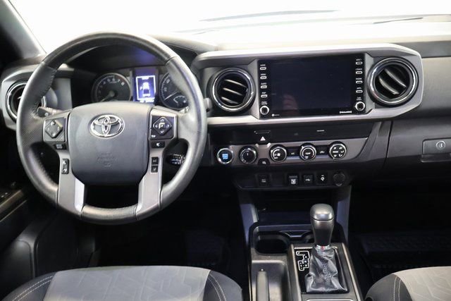 Used 2020 Toyota Tacoma TRD Off-Road AWD/4WD image 14