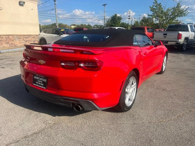 Used 2019 Chevrolet Camaro LT RWD image 7