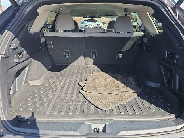 Used 2024 Subaru Outback Premium image 25