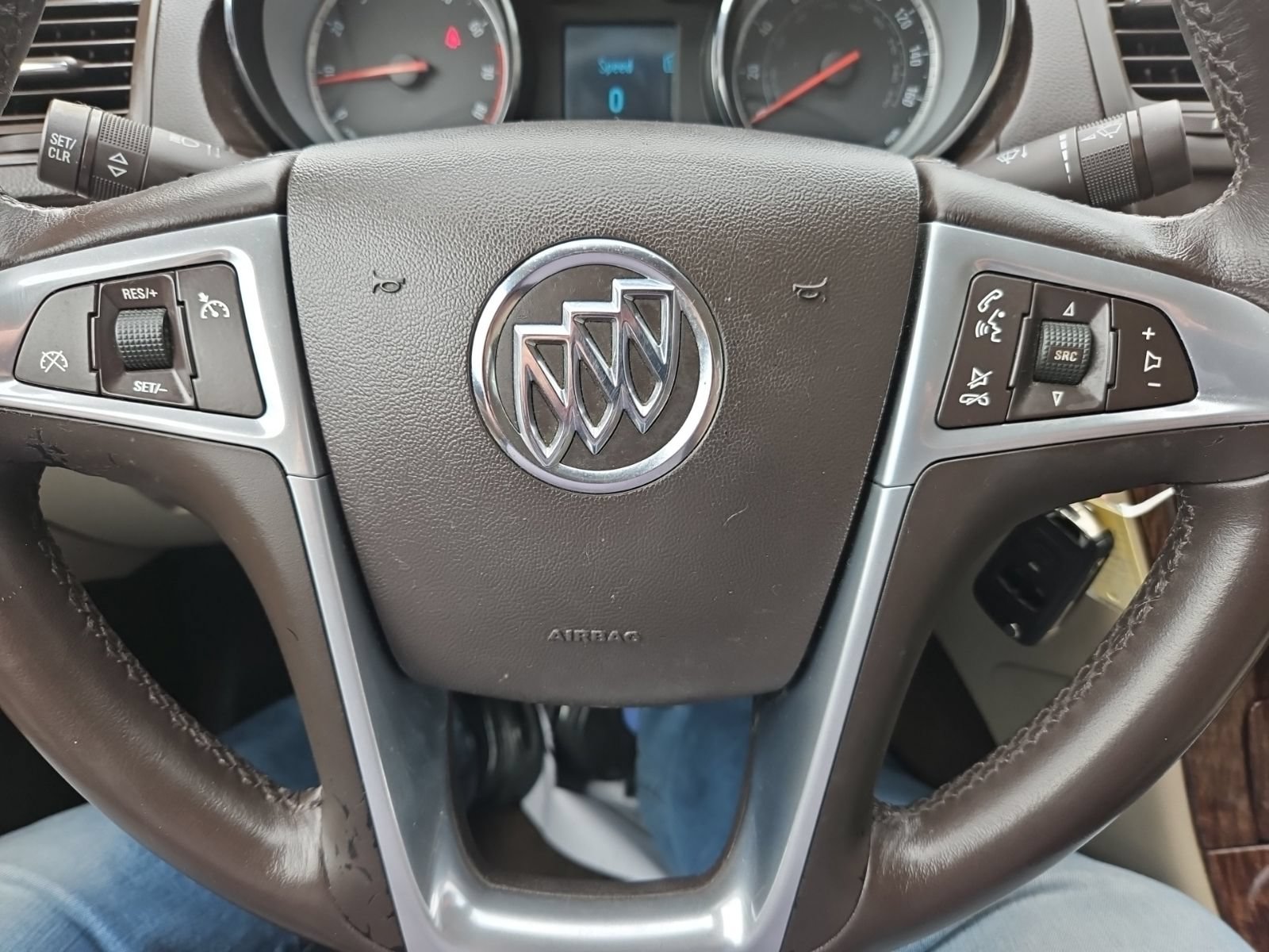 Used 2012 Buick Regal Leather FWD image 28