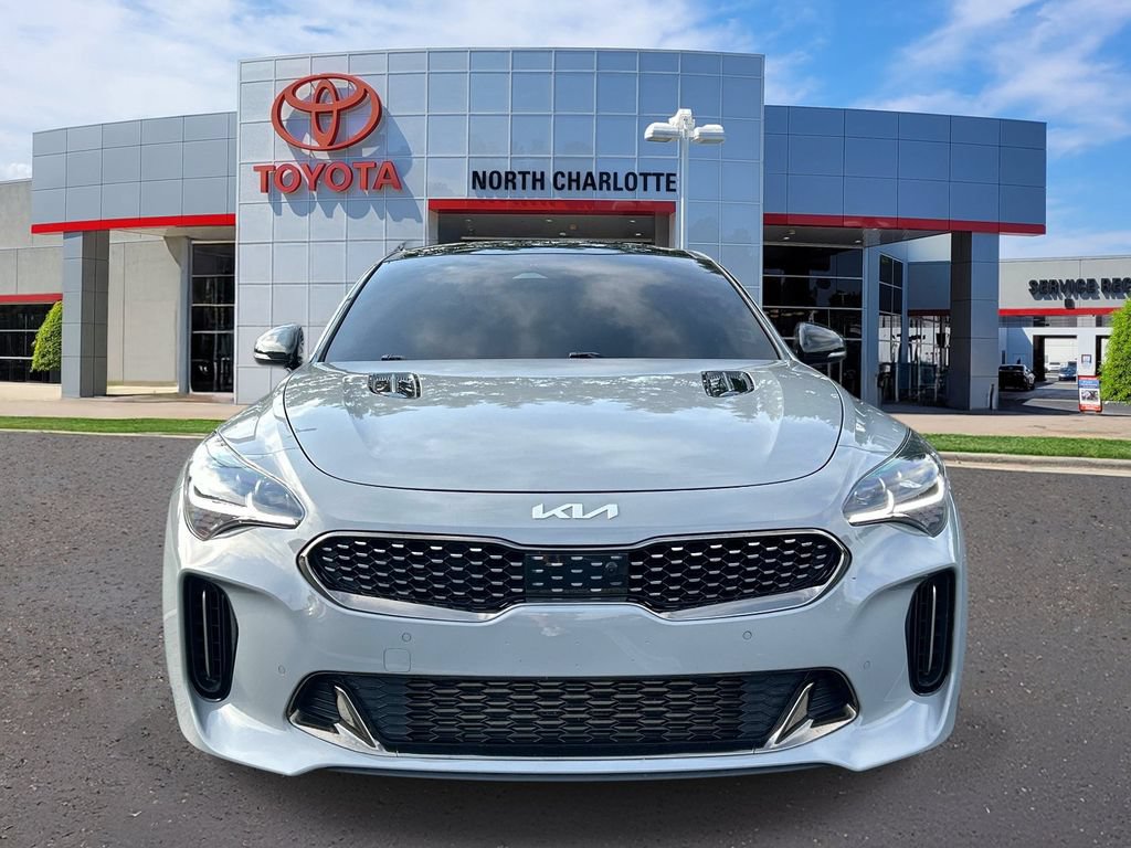 Used 2023 Kia Stinger GT2 AWD/4WD image 3