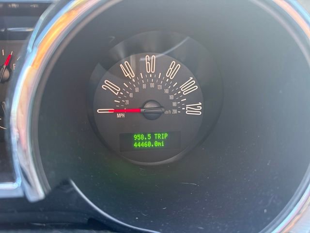 Used 2006 Ford Mustang Convertible image 14