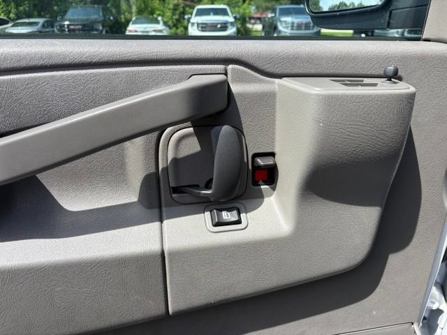 Used 2024 Chevrolet Express 2500 w/ Driver Convenience Package RWD image 25