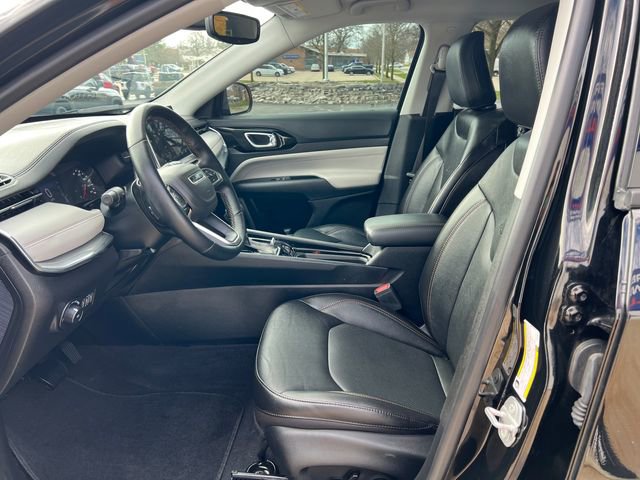 Used 2022 Jeep Compass Limited image 4