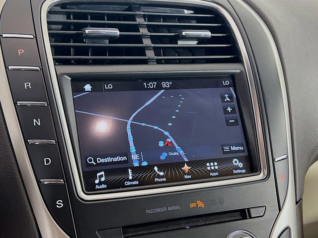 Used 2017 Lincoln MKX Reserve FWD image 10