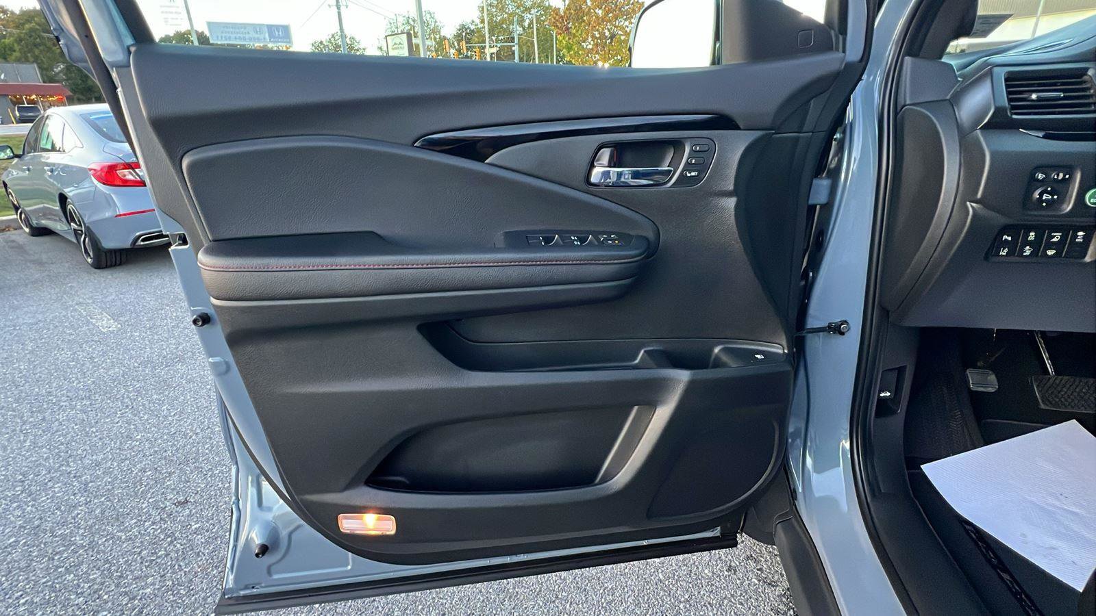 New 2026 Honda Ridgeline Black Edition image 24