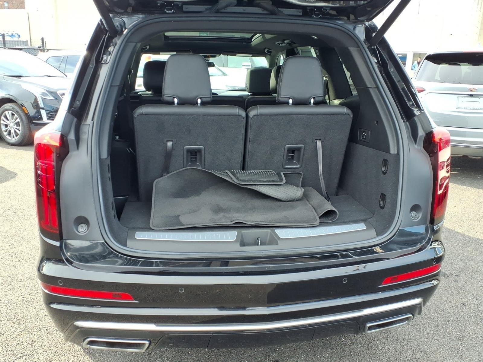 Certified 2024 Cadillac XT6 Luxury w/ LPO, Floor Liner Package AWD/4WD image 15