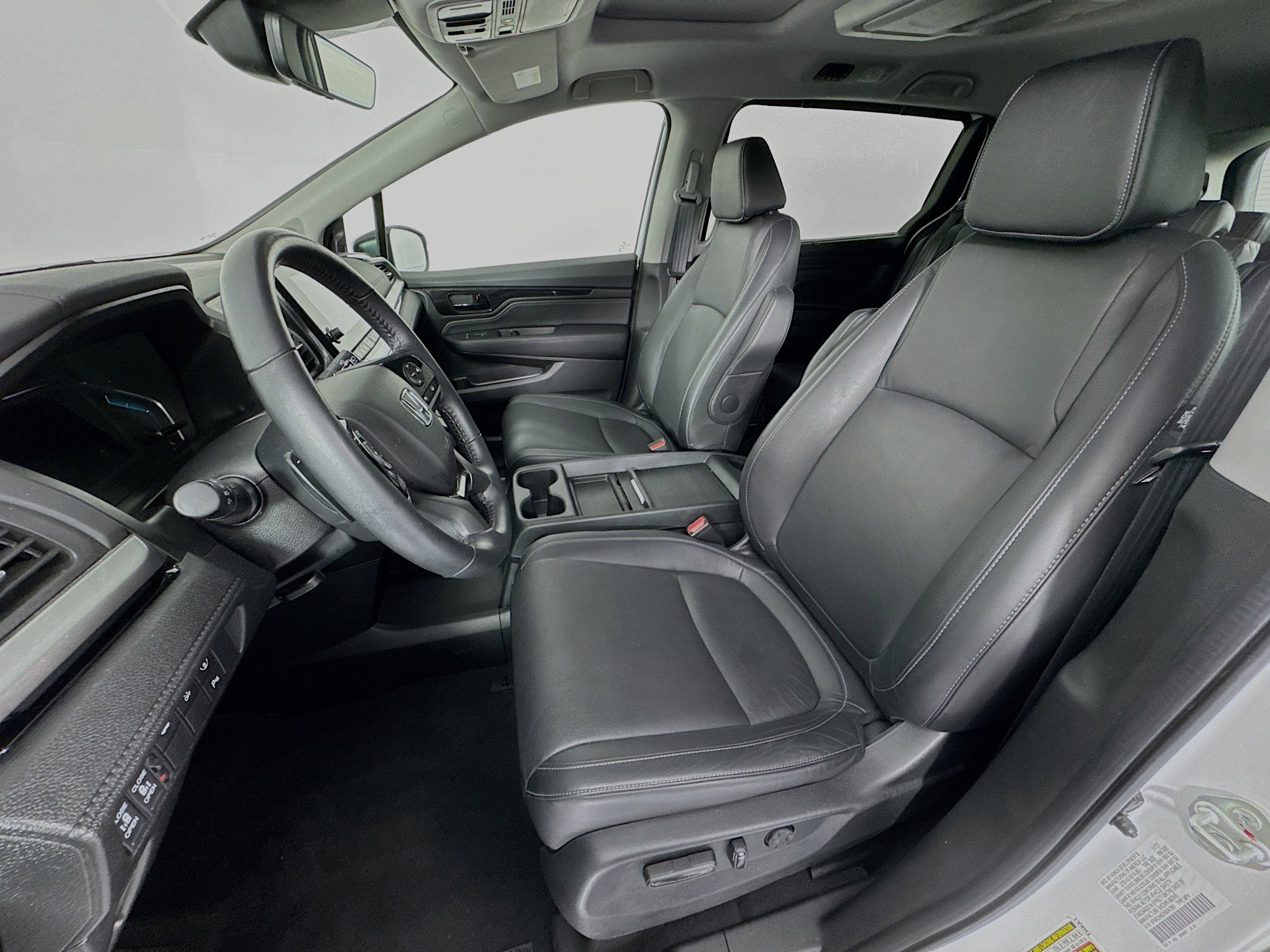 Certified 2022 Honda Odyssey Touring image 21