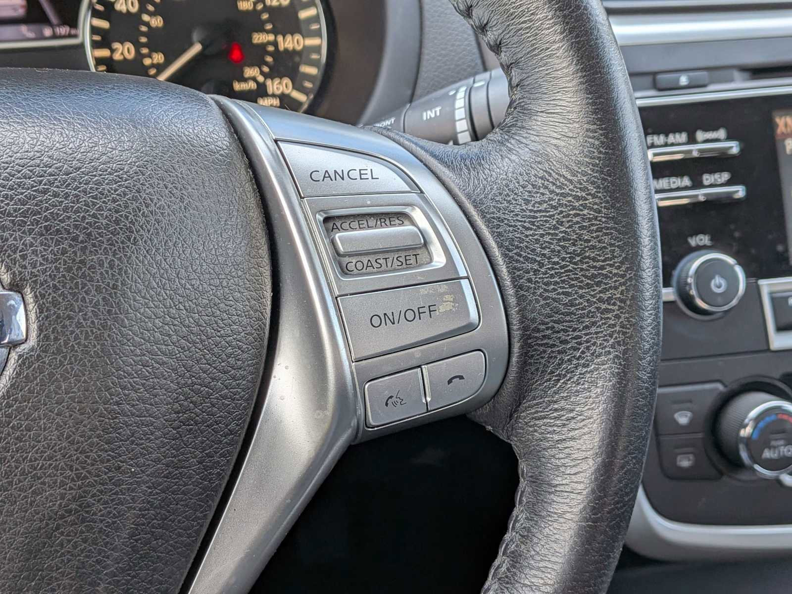 Used 2016 Nissan Altima 2.5 SV FWD image 24