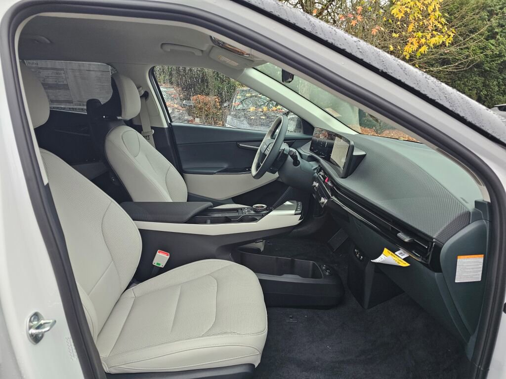 New 2025 Kia EV6 Wind AWD/4WD image 29