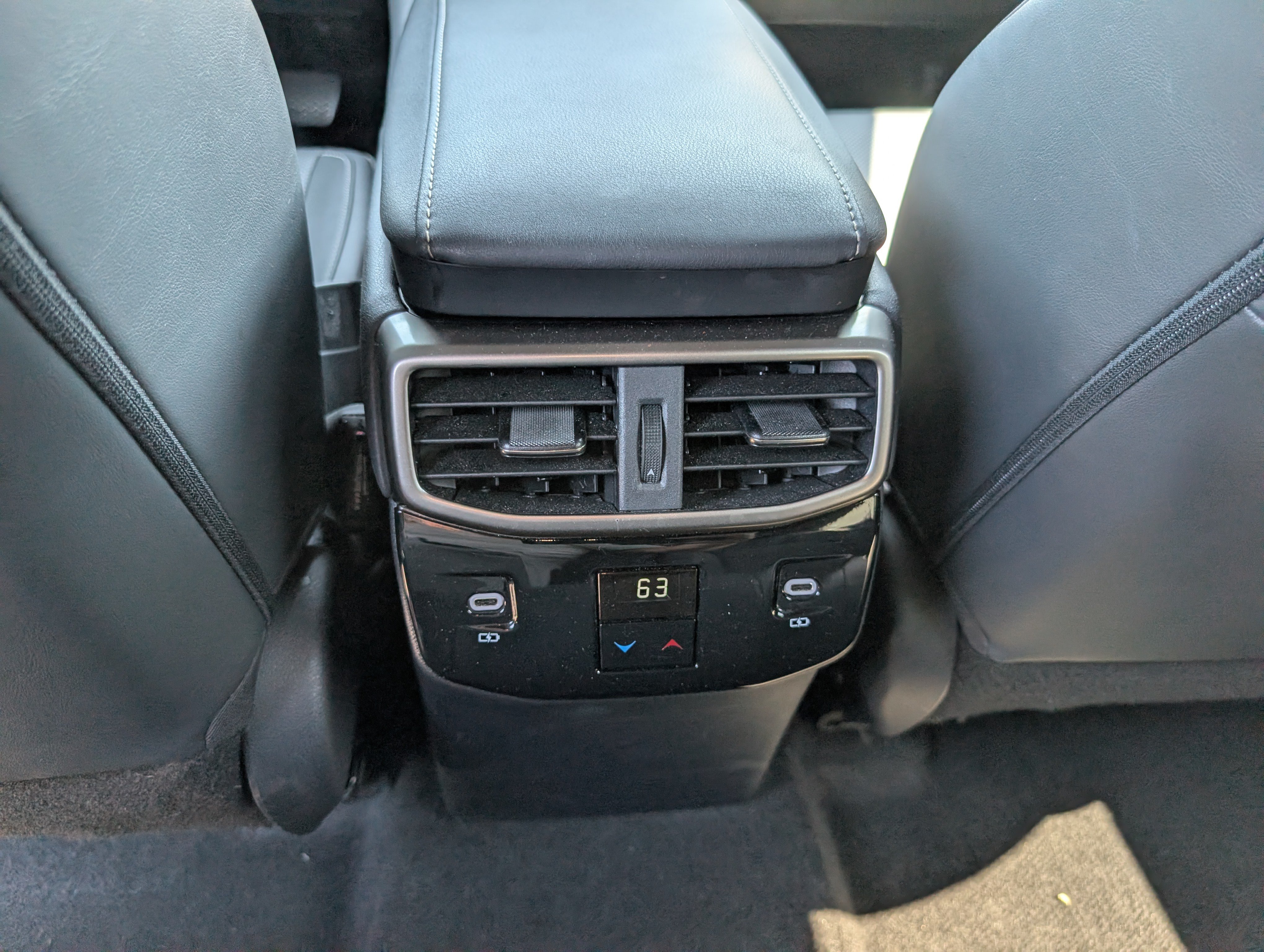 Used 2023 Lexus RX 350 Premium w/ Accessory Package (Z1) AWD/4WD image 19