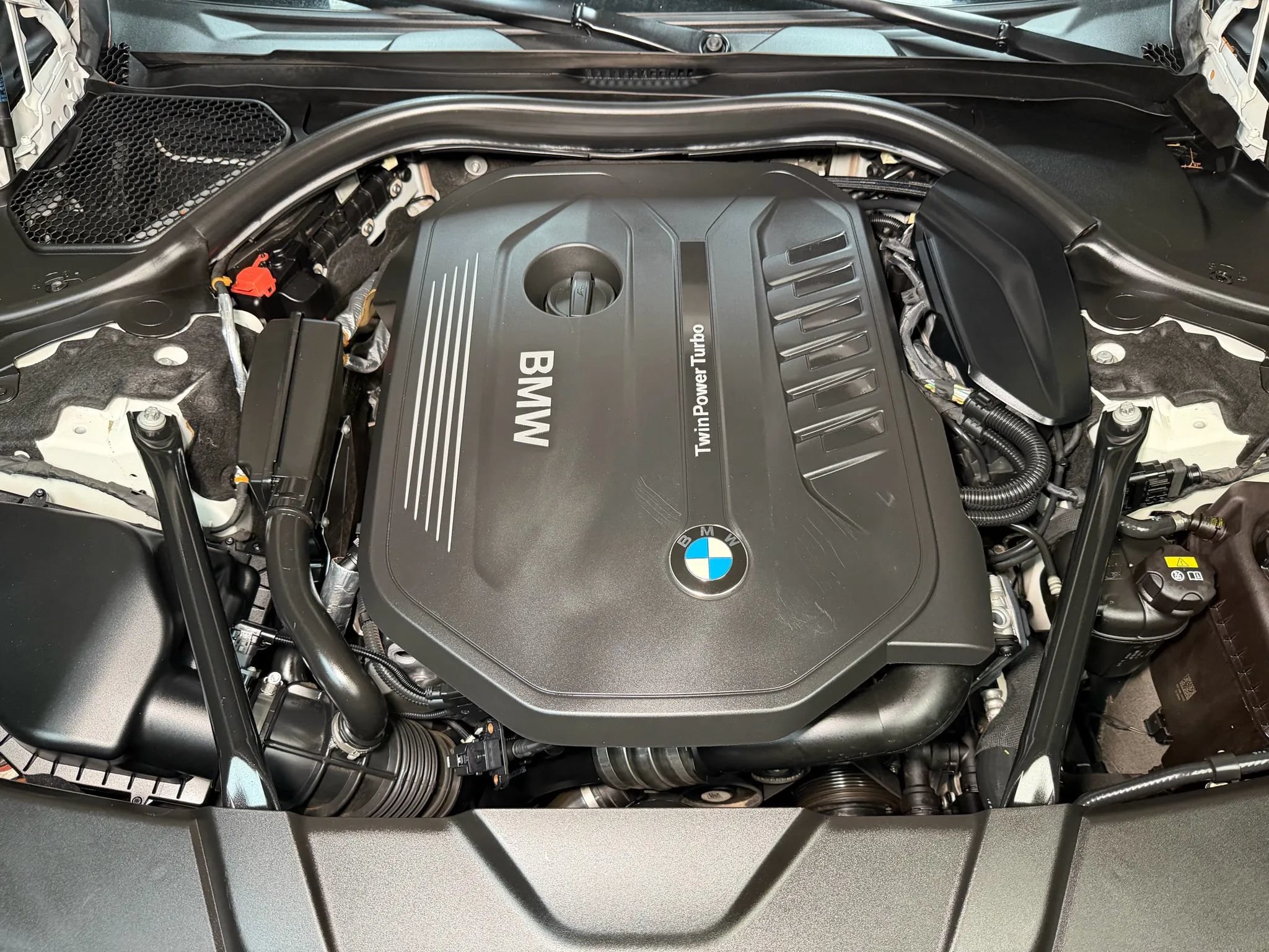 Used 2016 BMW 740i RWD image 54