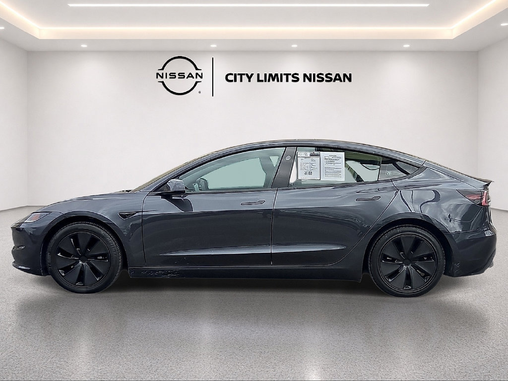 Used 2024 Tesla Model 3 Standard Range RWD image 3