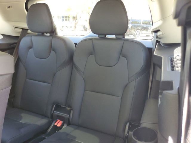Used 2024 Volvo XC90 B5 Plus image 11