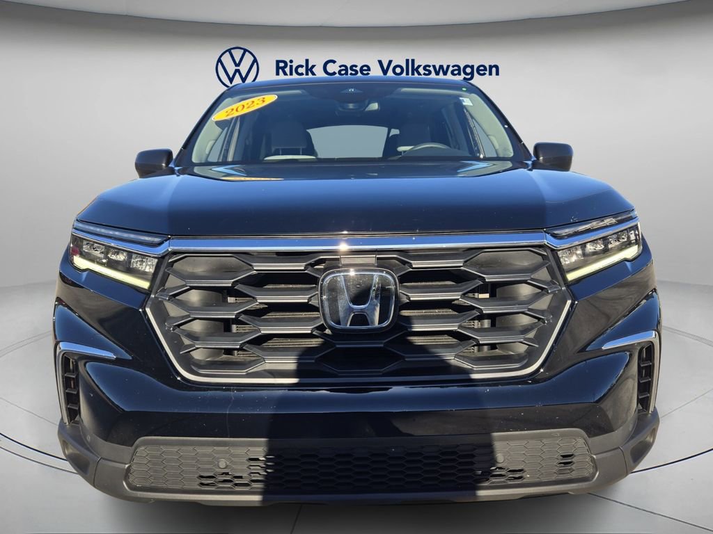 Used 2023 Honda Pilot LX image 7