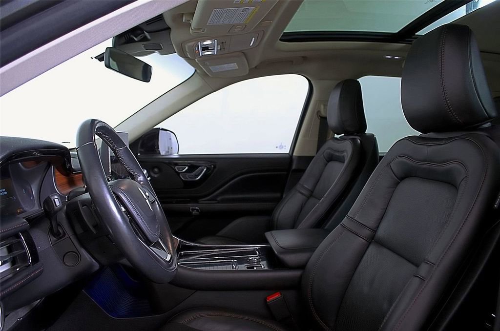 Used 2023 Lincoln Aviator Reserve w/ Equipment Group 201A image 26