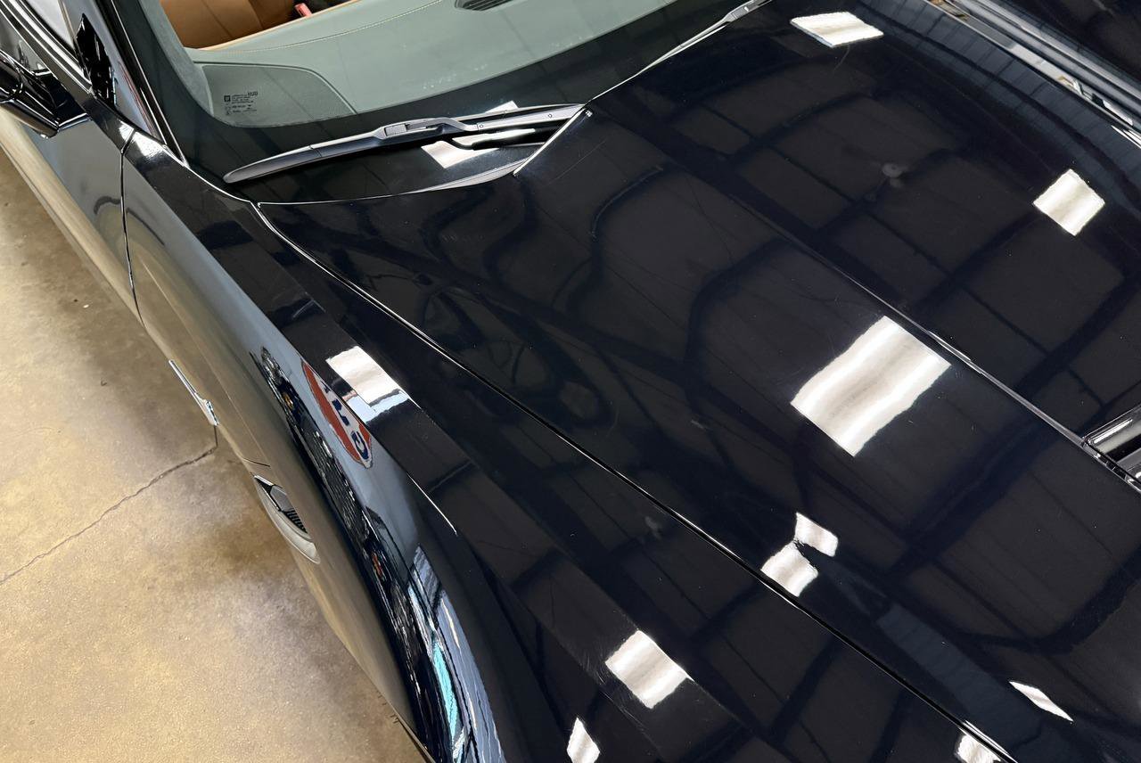 Used 2018 Chevrolet Corvette Stingray Convertible w/ 3LT Preferred Equipment Group image 28