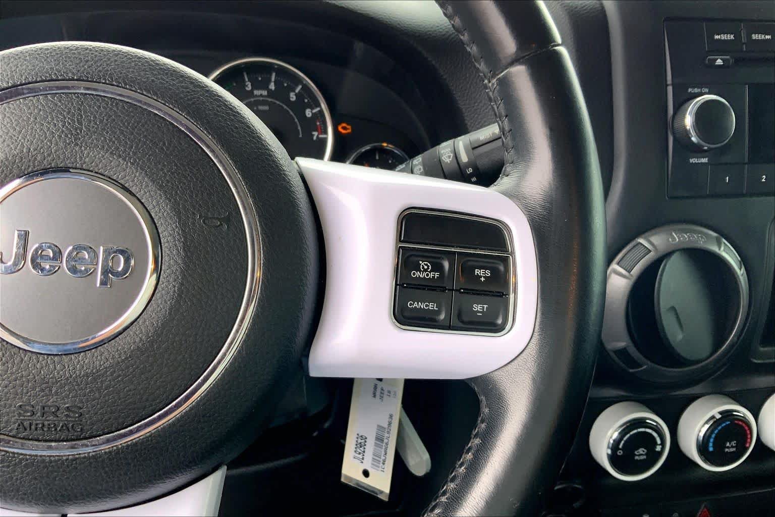 Used 2018 Jeep Wrangler Sport AWD/4WD image 25