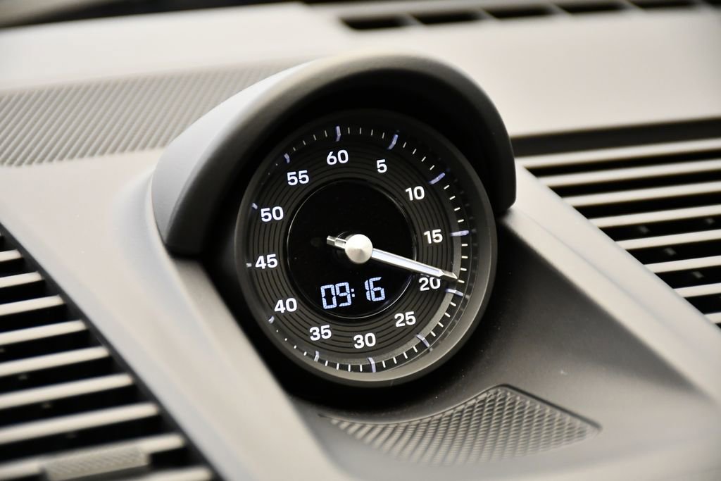 Used 2024 Porsche 911 Carrera T image 20