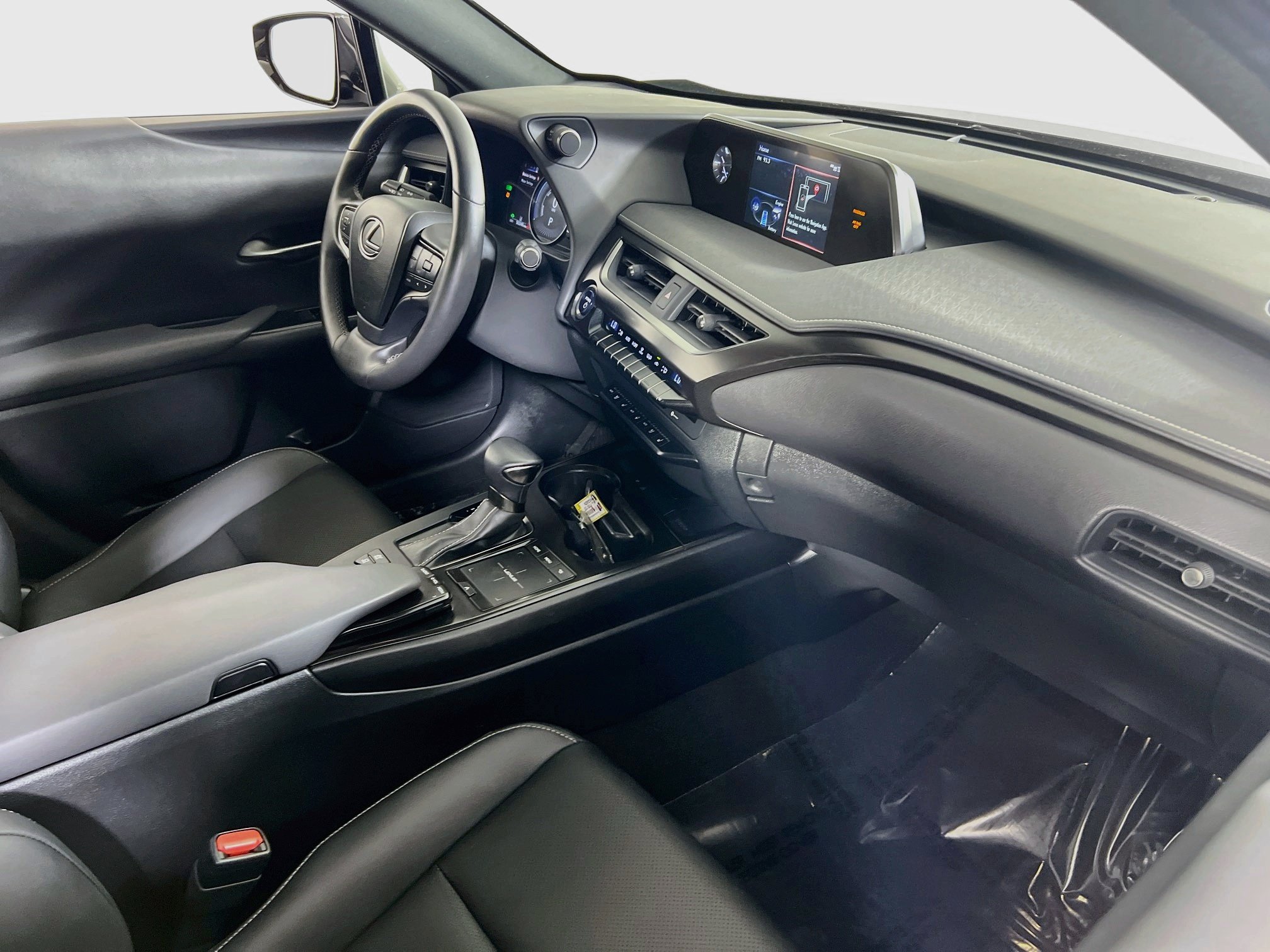Used 2022 Lexus UX 250h w/ Premium Package AWD/4WD image 28