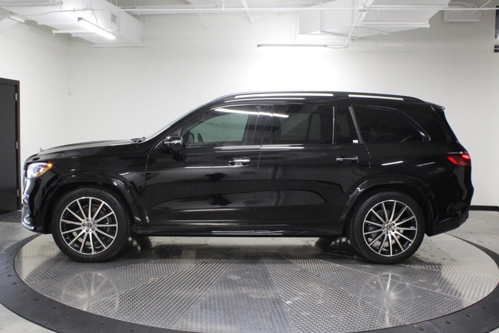 Used 2025 Mercedes-Benz GLS 450 GLS 450 image 2