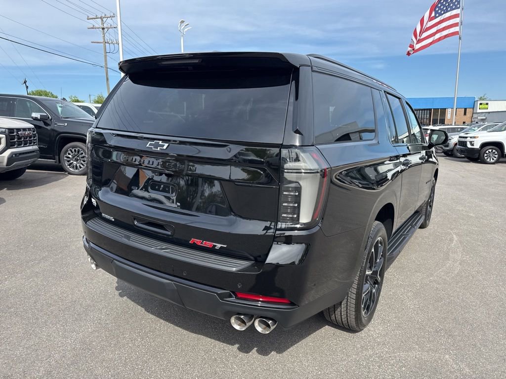 New 2026 Chevrolet Suburban RST w/ RST Capability Package image 5