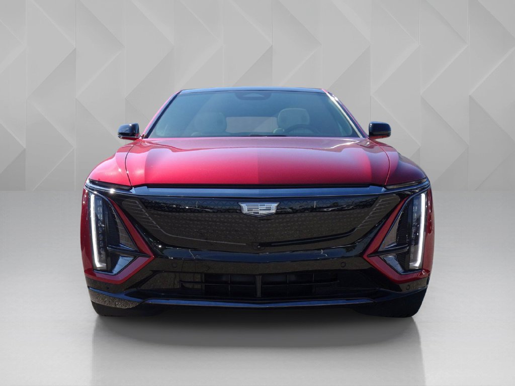 Certified 2024 Cadillac Lyriq Sport w/ LPO, Floor Liner Package AWD/4WD image 7